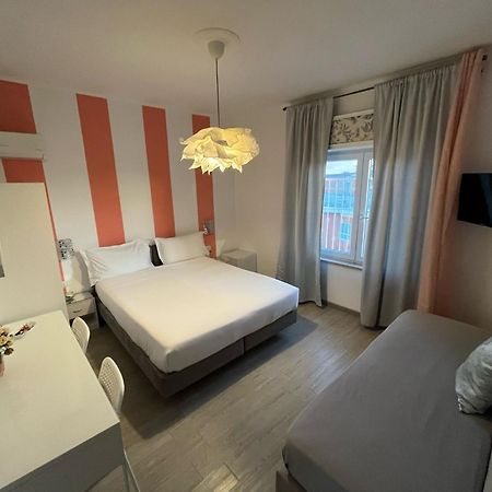 F.Rooms Napoli Exterior foto